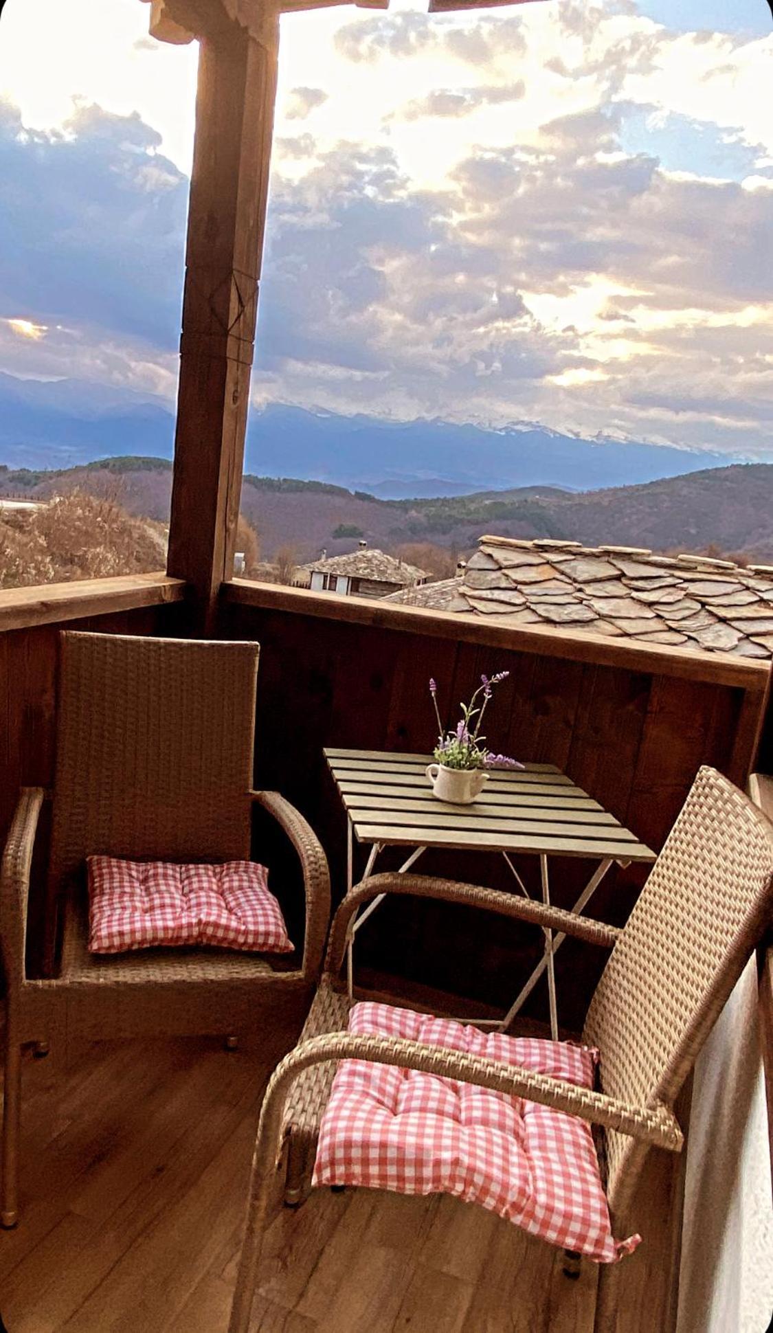 Rooms In Leshten Exterior photo